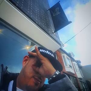 Meet your Posher, Robert